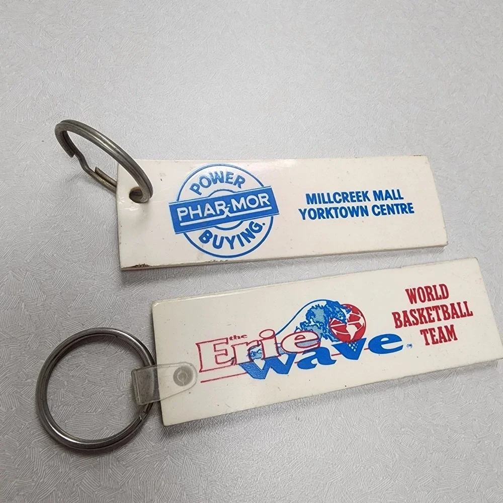 Vtg Keychain Lot Of 11 Erie, Pennsylvania Keychains Advertisement Car Grooming